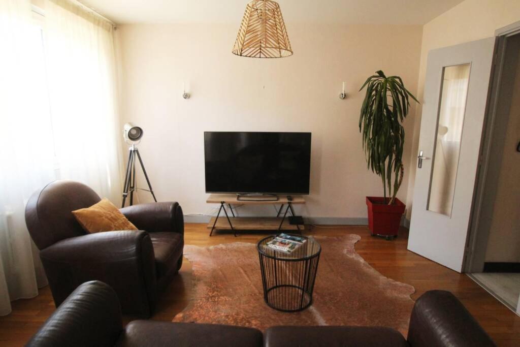 Le Mary - Grand F3 Cosy Centre Clermont-Ferrand Avec Garage Appartement Buitenkant foto